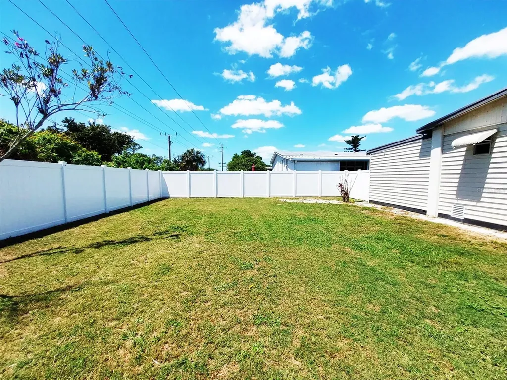 302 52nd Avenue Terrace E Bradenton FL 34203
