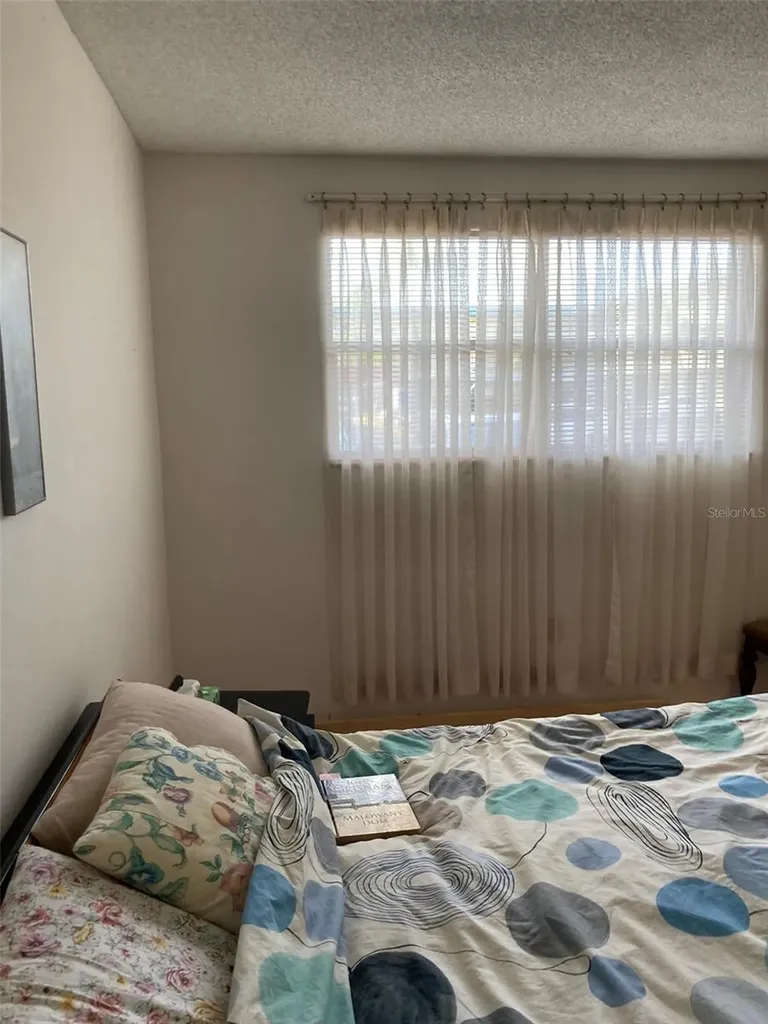 5660 80th Street N St Petersburg FL 33709