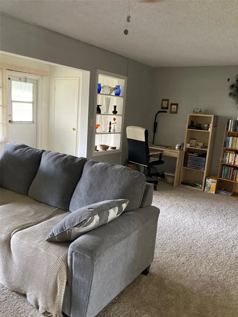 5660 80th Street N St Petersburg FL 33709