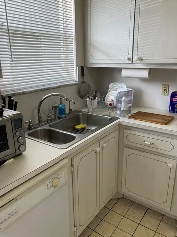 5660 80th Street N St Petersburg FL 33709