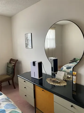 5660 80th Street N St Petersburg FL 33709
