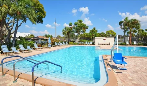 5660 80th Street N St Petersburg FL 33709