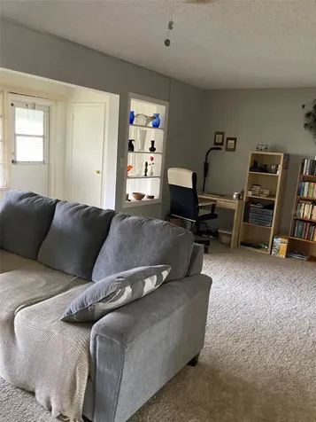 5660 80th Street N St Petersburg FL 33709