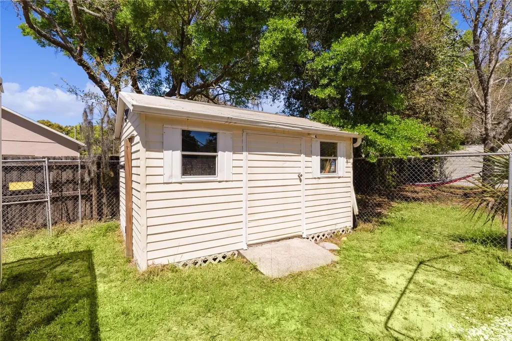 40045 Palm Street Lady Lake FL 32159