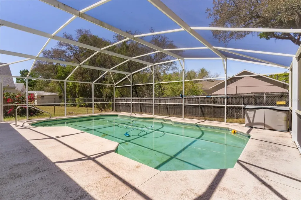 40045 Palm Street Lady Lake FL 32159