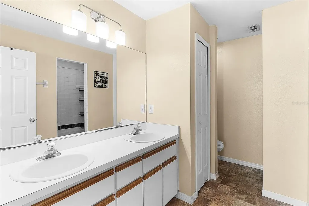 40045 Palm Street Lady Lake FL 32159