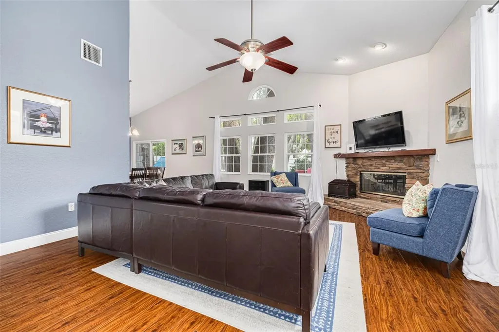 901 Virginia Avenue Tarpon Springs FL 34689