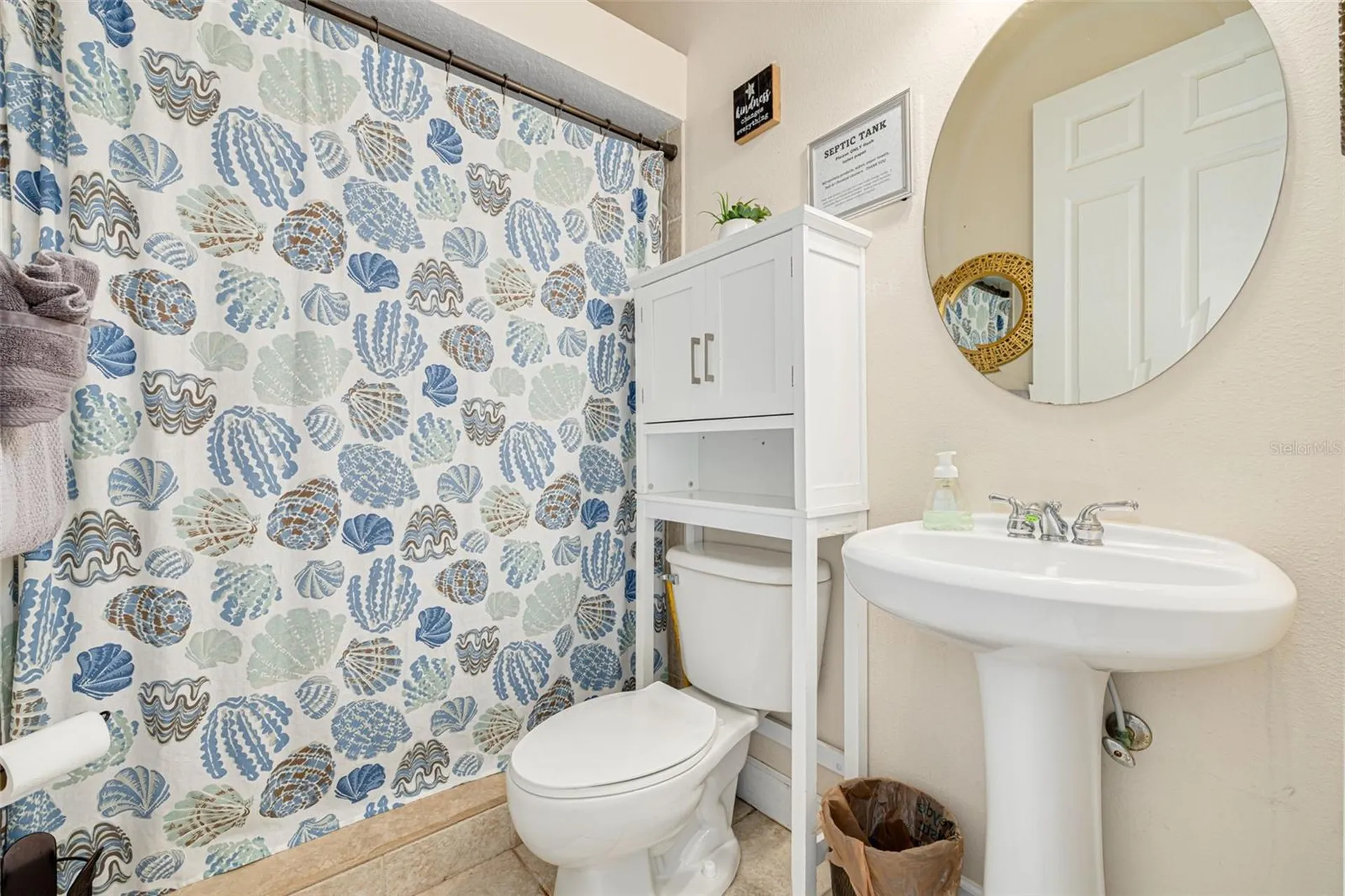 901 Virginia Avenue Tarpon Springs FL 34689