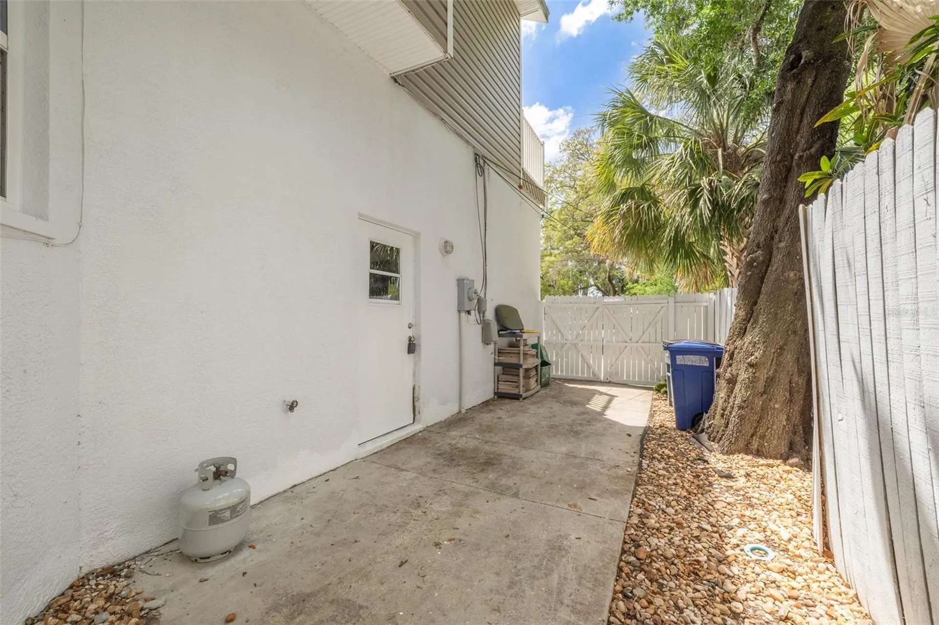 901 Virginia Avenue Tarpon Springs FL 34689