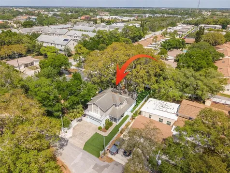 901 Virginia Avenue Tarpon Springs FL 34689