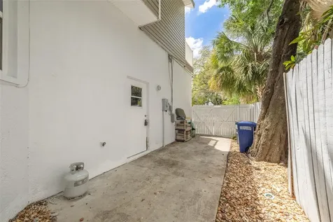 901 Virginia Avenue Tarpon Springs FL 34689