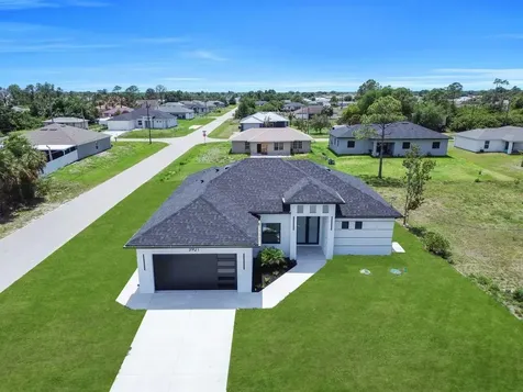 3901 3rd Street SW Lehigh Acres FL 33976