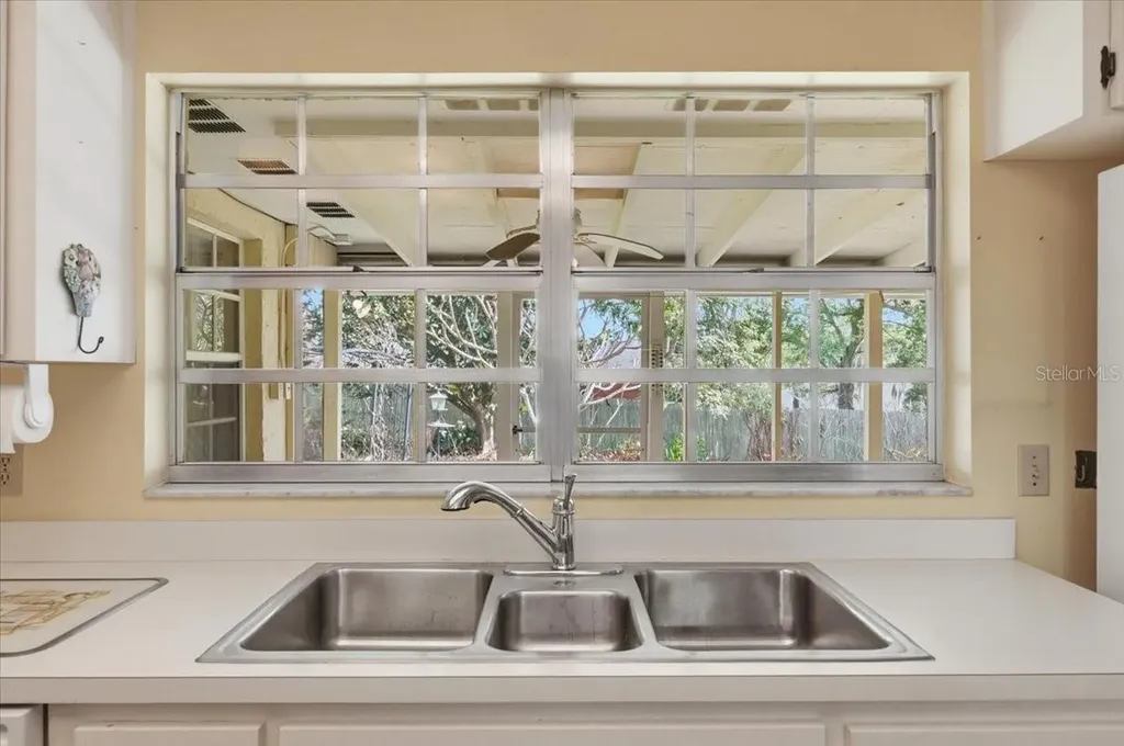 1911 Michelle Lane Lakeland FL 33813