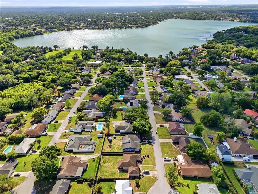 1911 Michelle Lane Lakeland FL 33813