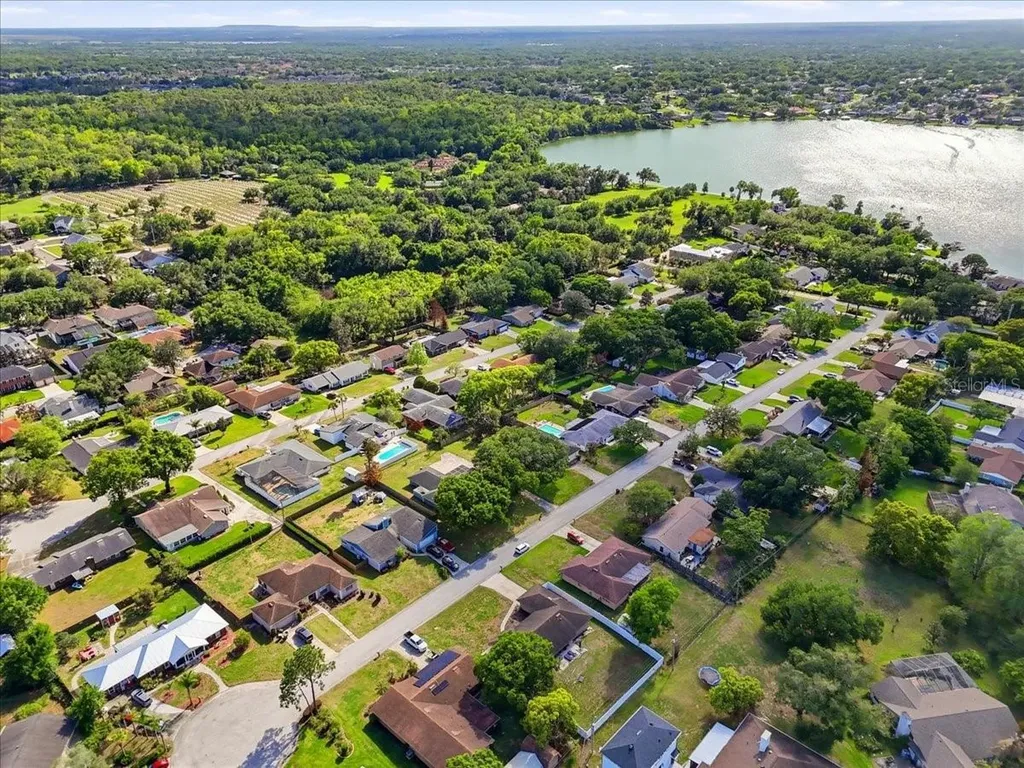1911 Michelle Lane Lakeland FL 33813