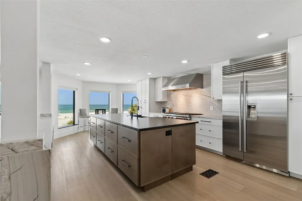 930 Eldorado Avenue Clearwater Beach FL 33767