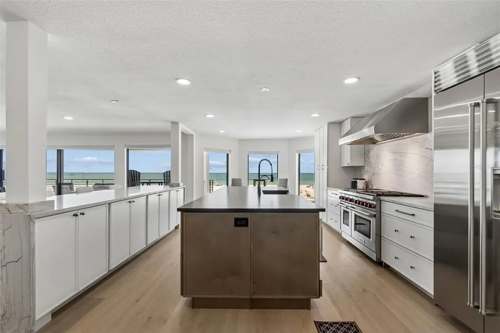 930 Eldorado Avenue Clearwater Beach FL 33767