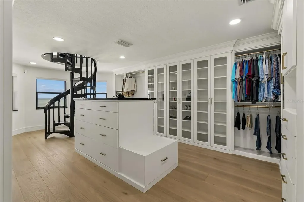 930 Eldorado Avenue Clearwater Beach FL 33767