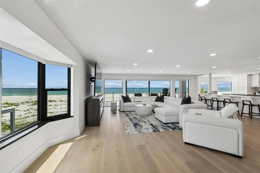 930 Eldorado Avenue Clearwater Beach FL 33767