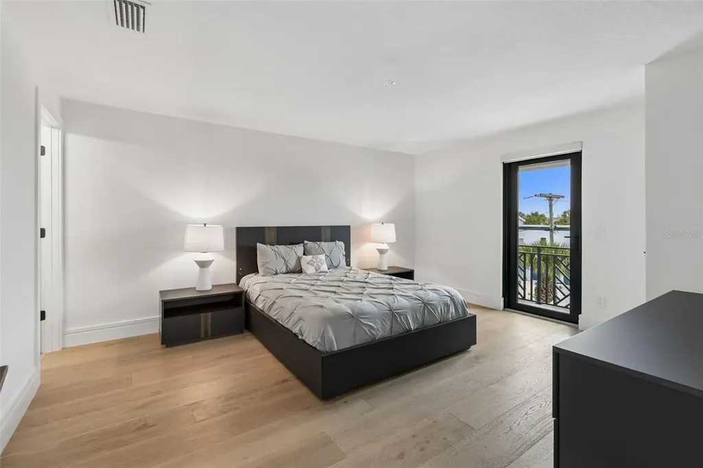 930 Eldorado Avenue Clearwater Beach FL 33767