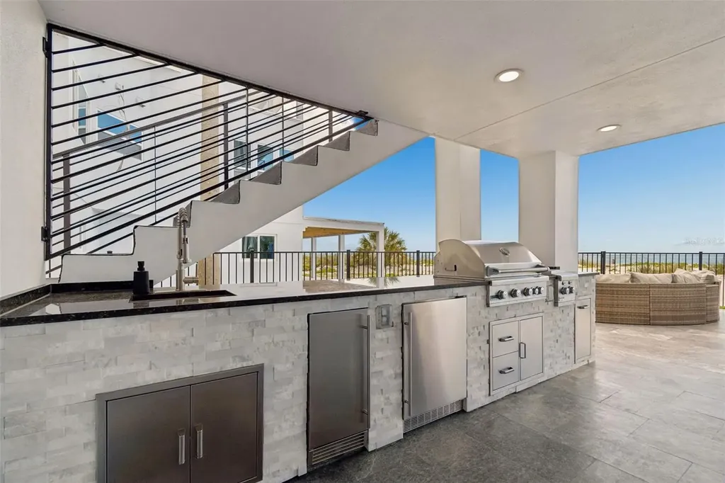 930 Eldorado Avenue Clearwater Beach FL 33767