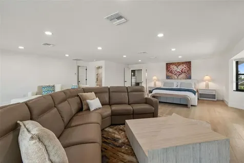 930 Eldorado Avenue Clearwater Beach FL 33767