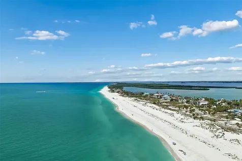 930 Eldorado Avenue Clearwater Beach FL 33767