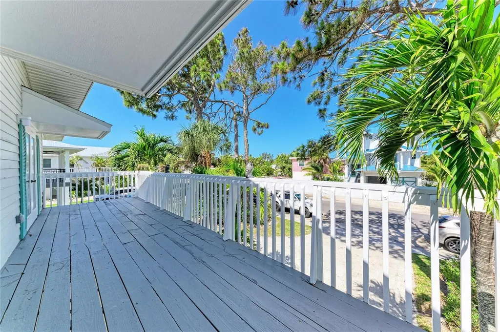 517 Spring Avenue Anna Maria FL 34216