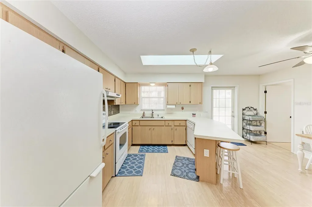 517 Spring Avenue Anna Maria FL 34216