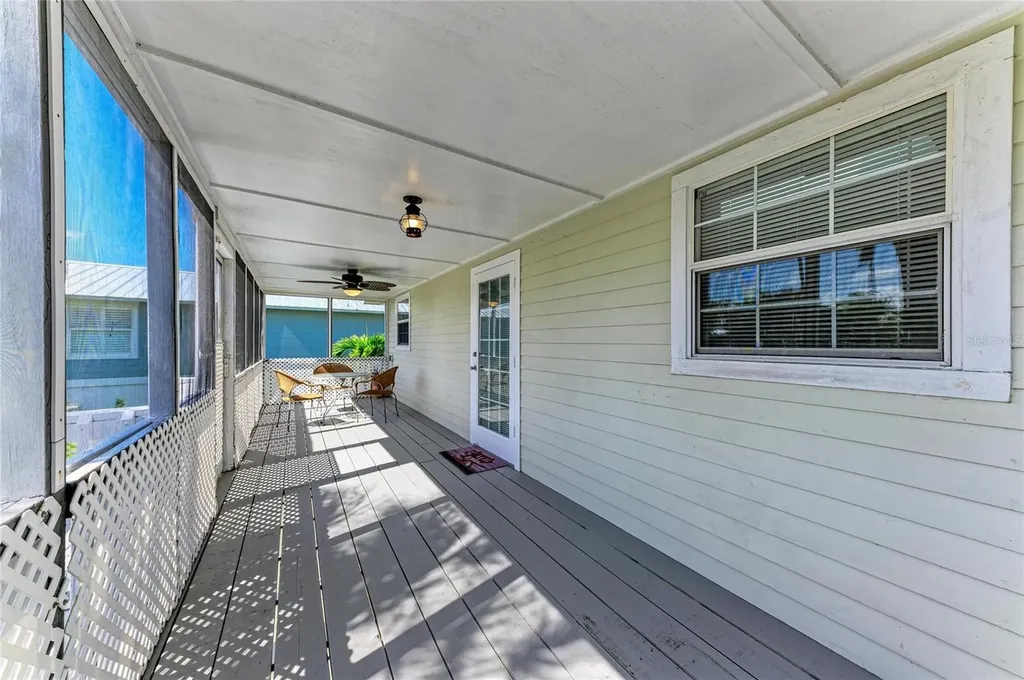 517 Spring Avenue Anna Maria FL 34216