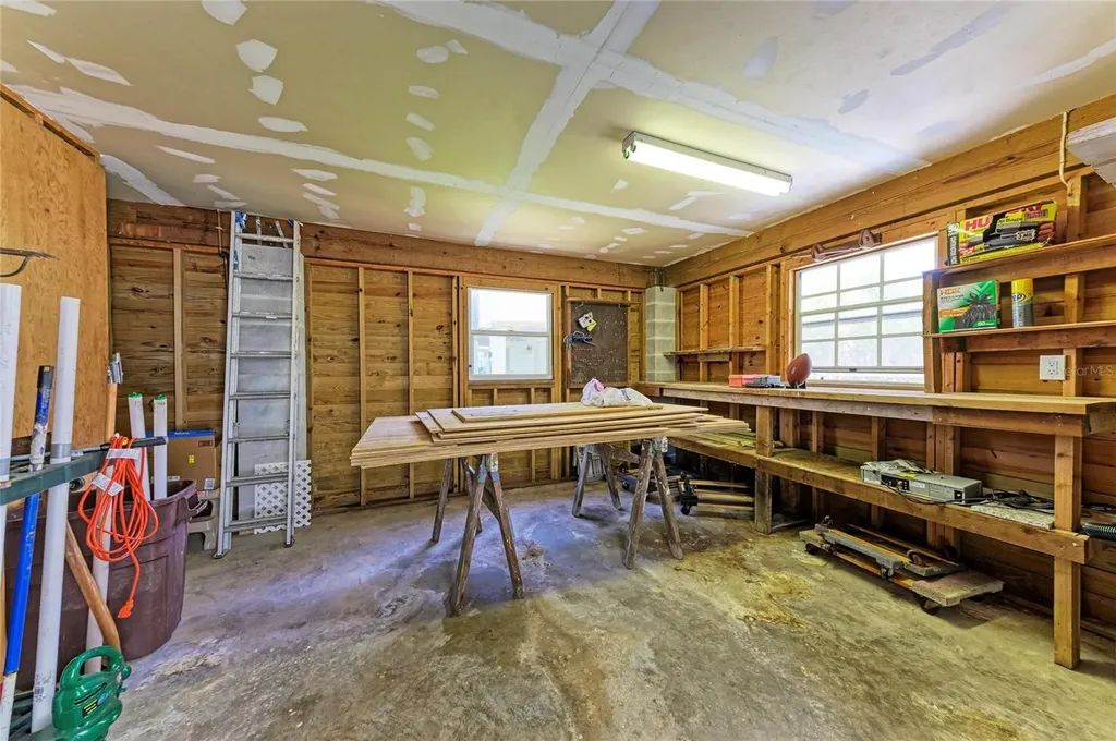 517 Spring Avenue Anna Maria FL 34216