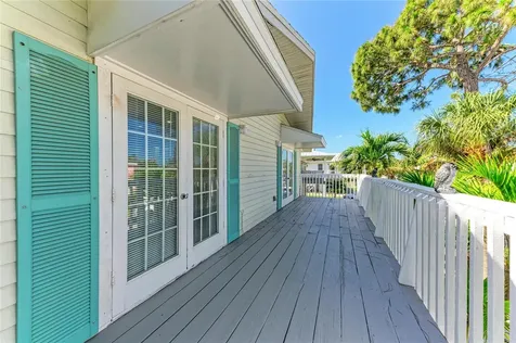 517 Spring Avenue Anna Maria FL 34216