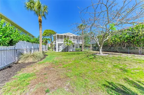 517 Spring Avenue Anna Maria FL 34216