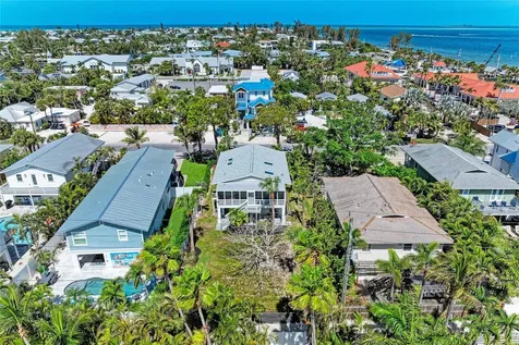 517 Spring Avenue Anna Maria FL 34216