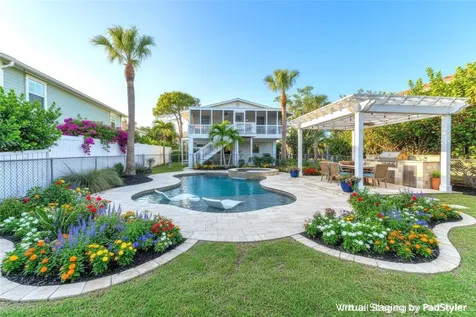 517 Spring Avenue Anna Maria FL 34216