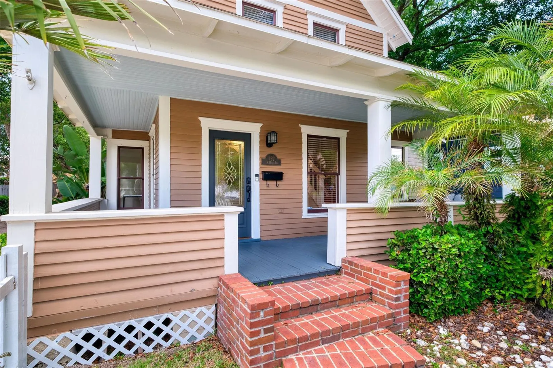 122 N Hyer Avenue Orlando FL 32801