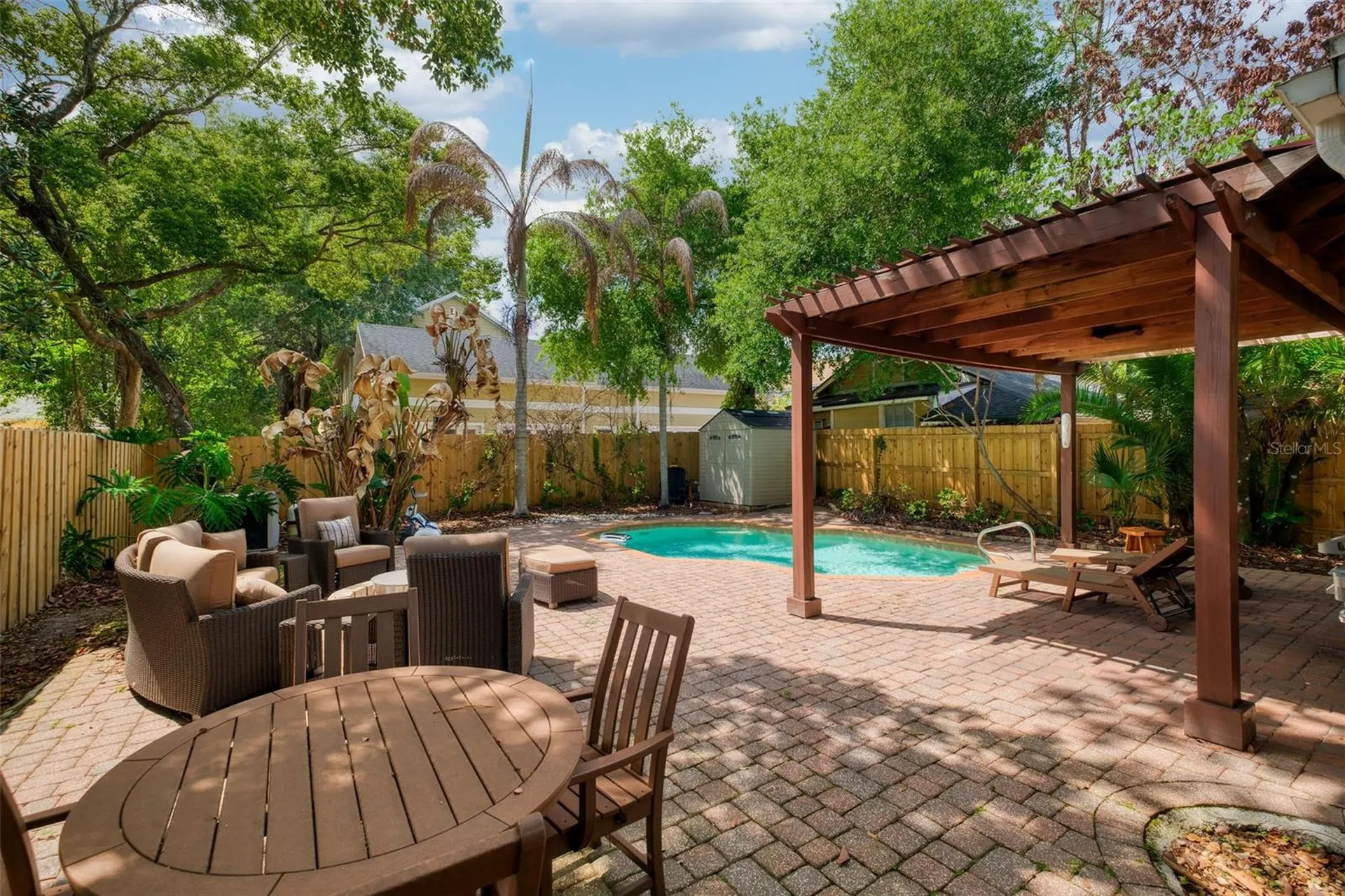 122 N Hyer Avenue Orlando FL 32801