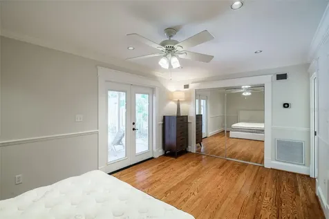 122 N Hyer Avenue Orlando FL 32801
