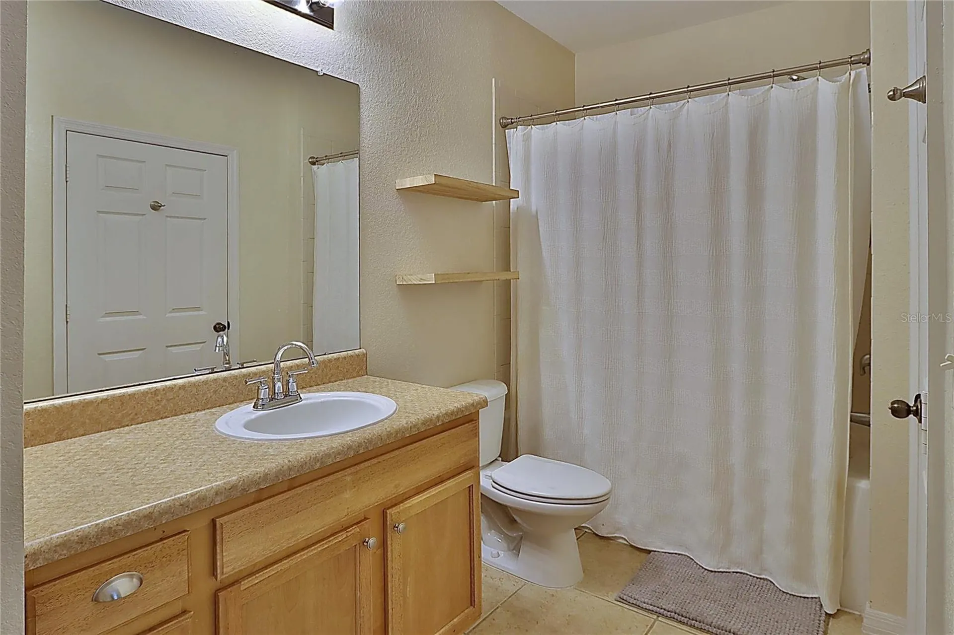 2407 Courtney Meadows Court Tampa FL 33619