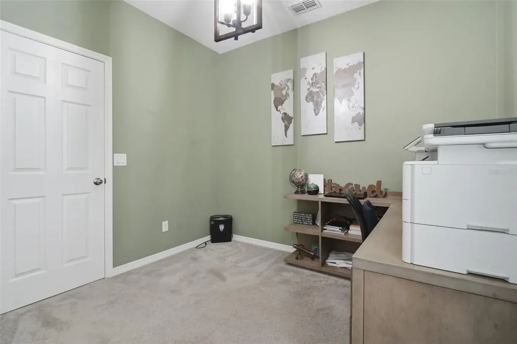1226 E 10th Street Apopka FL 32703