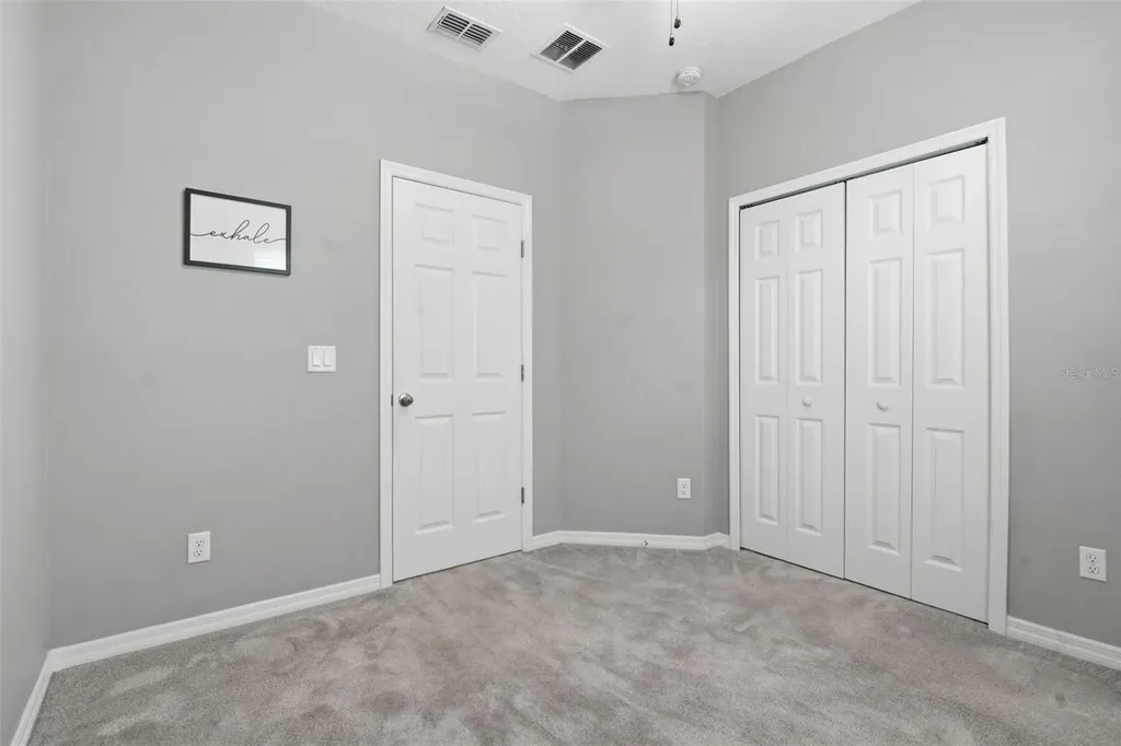 1226 E 10th Street Apopka FL 32703