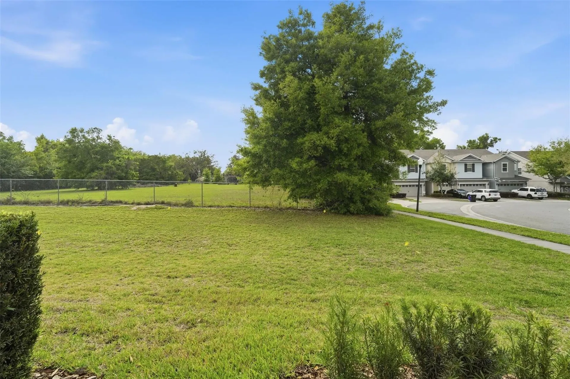 1226 E 10th Street Apopka FL 32703