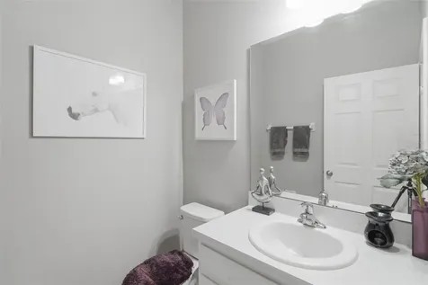 1226 E 10th Street Apopka FL 32703