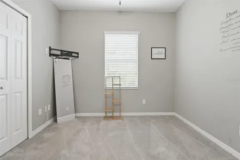 1226 E 10th Street Apopka FL 32703