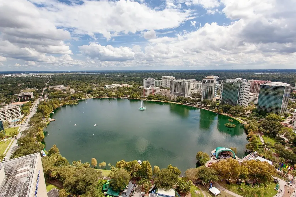 150 E Robinson Street Orlando FL 32801