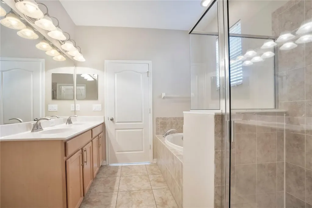 15031 Skip Jack Loop Lakewood Ranch FL 34202