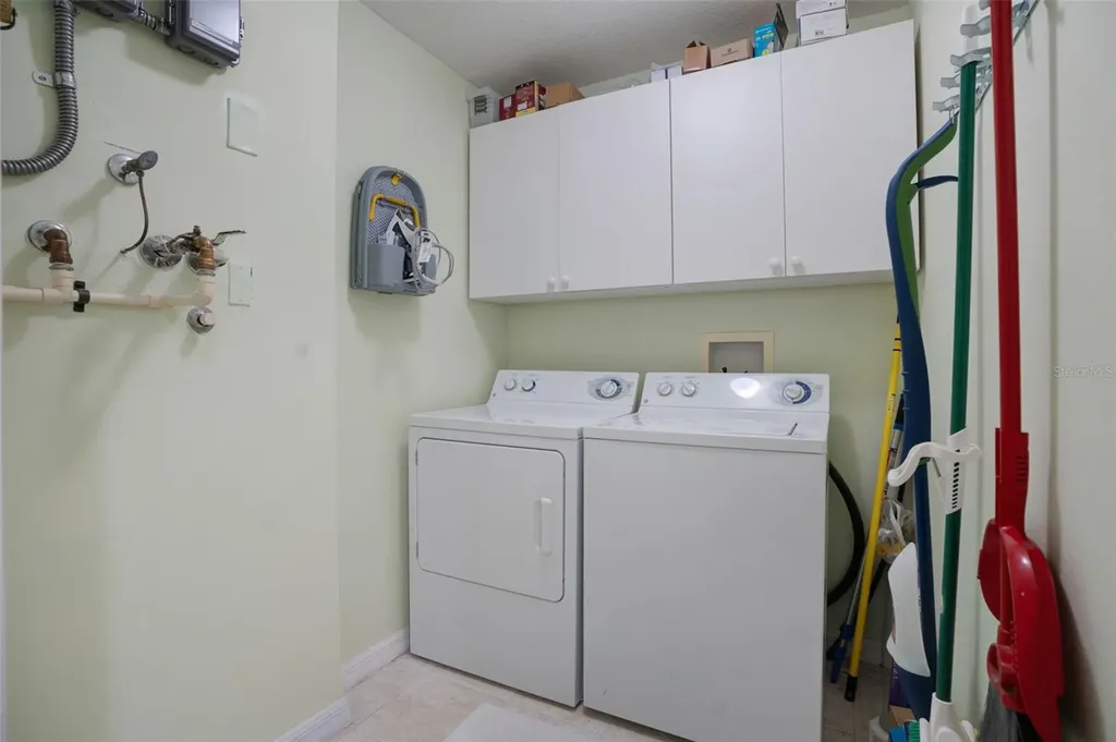 5310 Hyland Hills Avenue Sarasota FL 34241