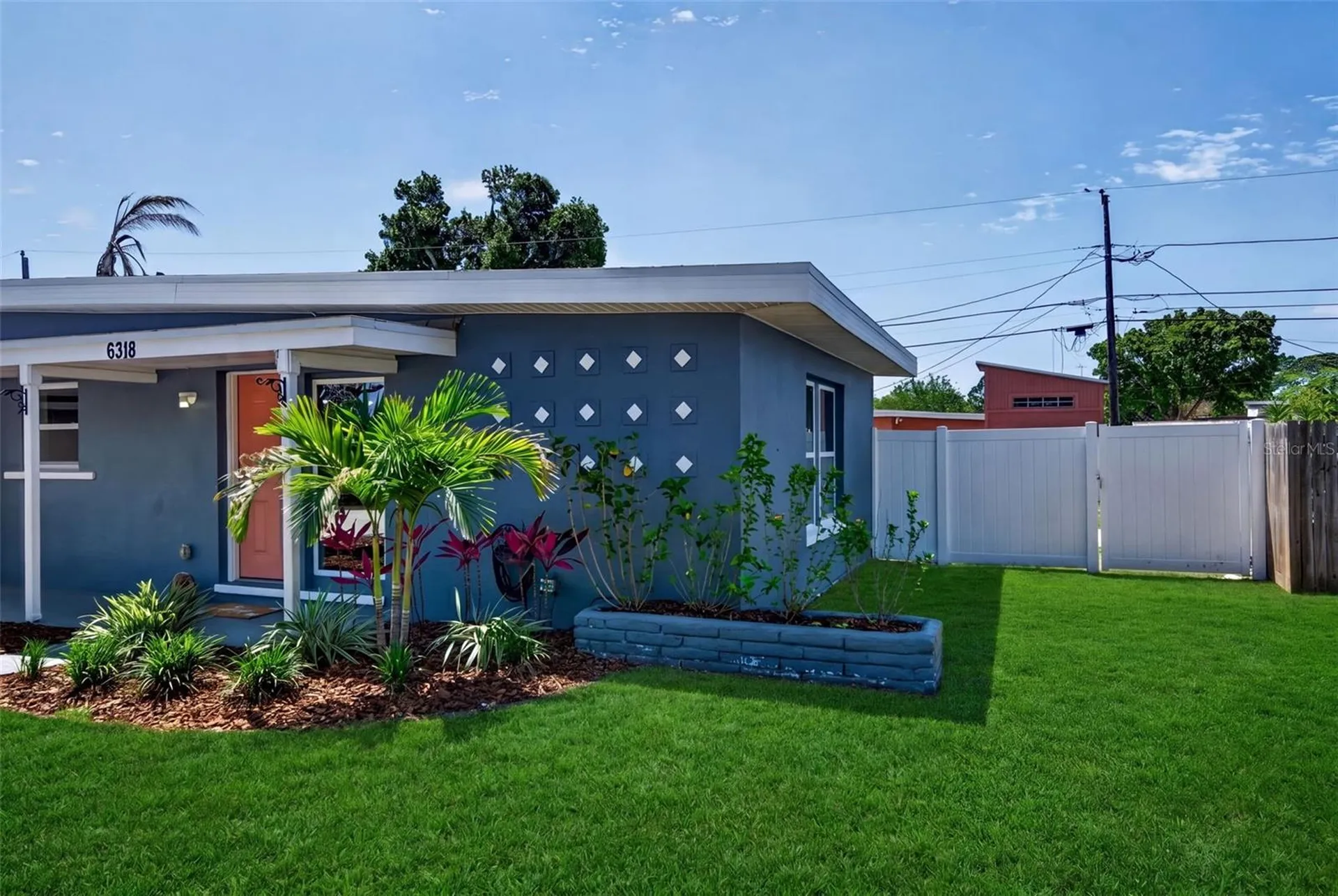 6318 21st Avenue N St Petersburg FL 33710