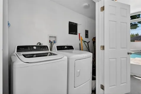 6318 21st Avenue N St Petersburg FL 33710