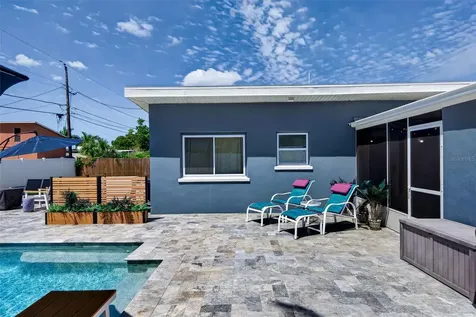 6318 21st Avenue N St Petersburg FL 33710